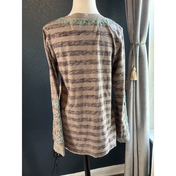 Double D Ranch Women’s Sz Medium Long Sleeve Brown Shirt Turquoise Embroidery - Picture 6 of 7